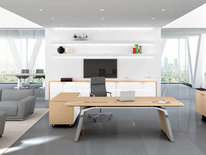 Bureau Moderne Iulio par Las Mobili, SI design