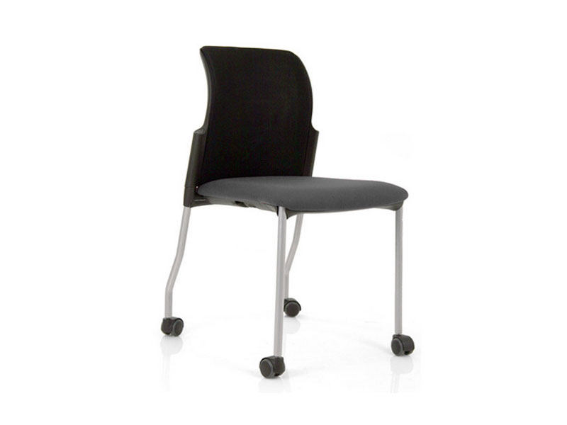 Fauteuil de bureau design et confortable AAC100, piétement à roulettes